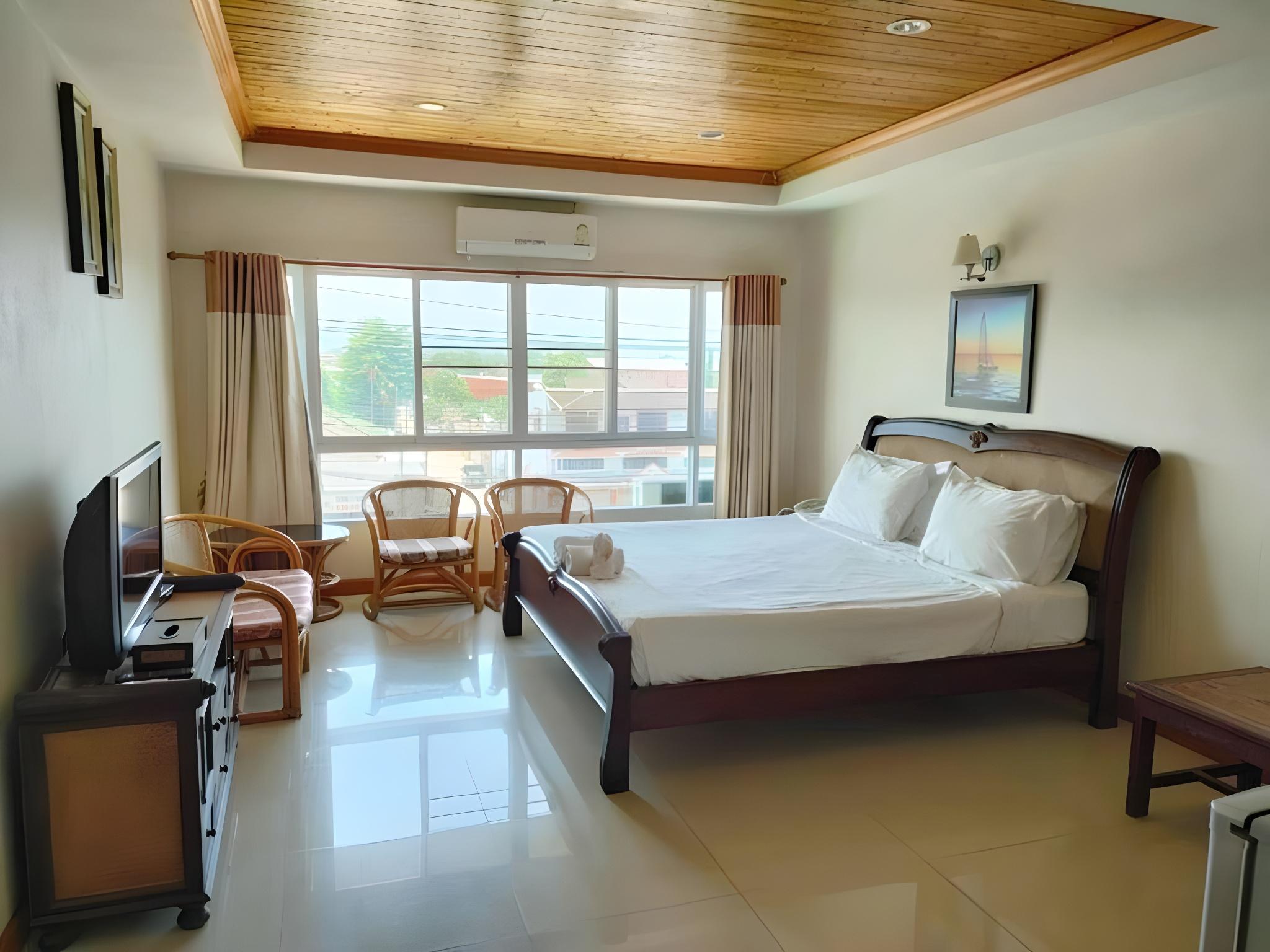 Standard, Twin Beds or Single Bed