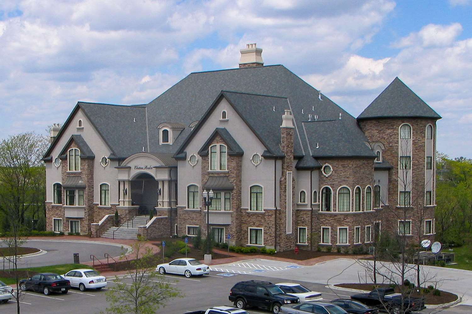 Chateau Avalon 36/37