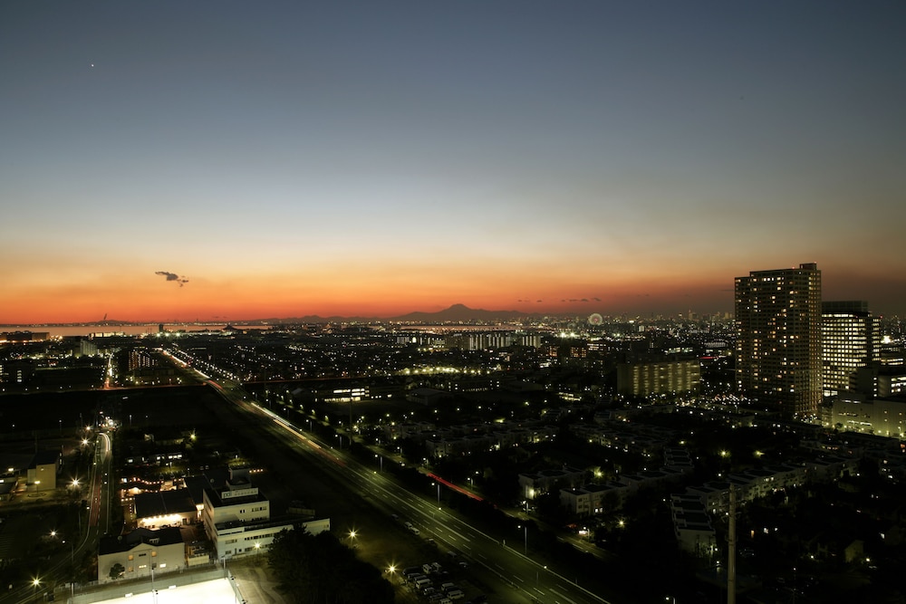 Emion Tokyo Bay 41/49
