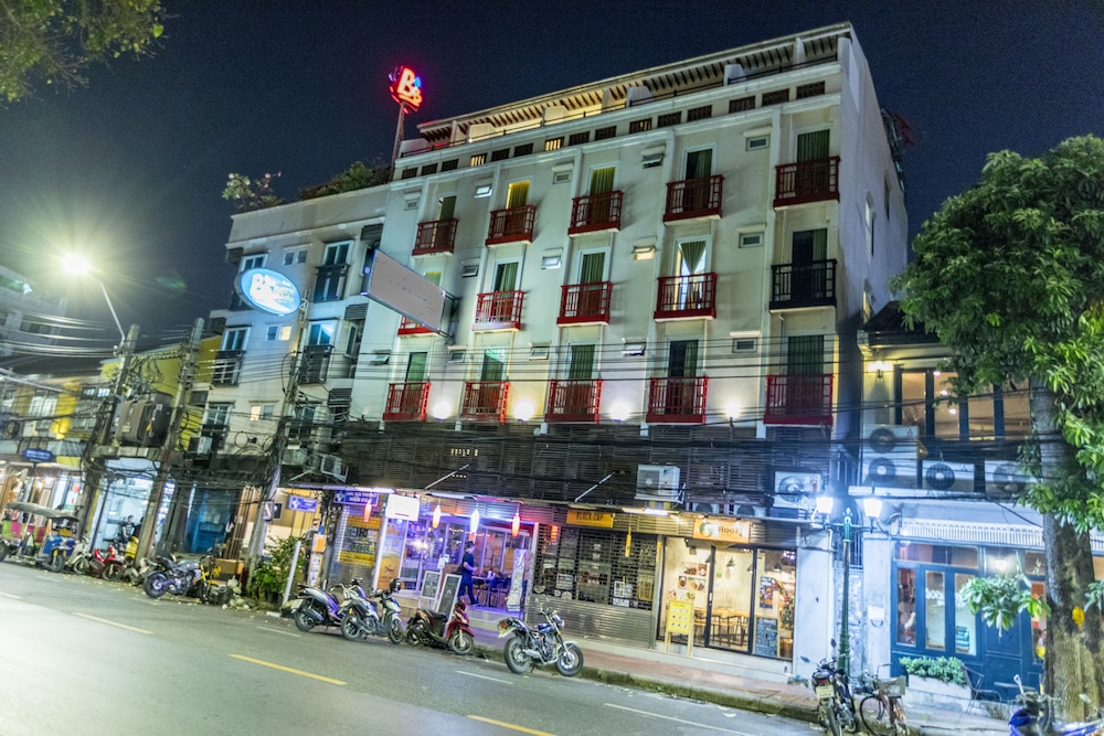 Khaosan Art Hotel 3/75