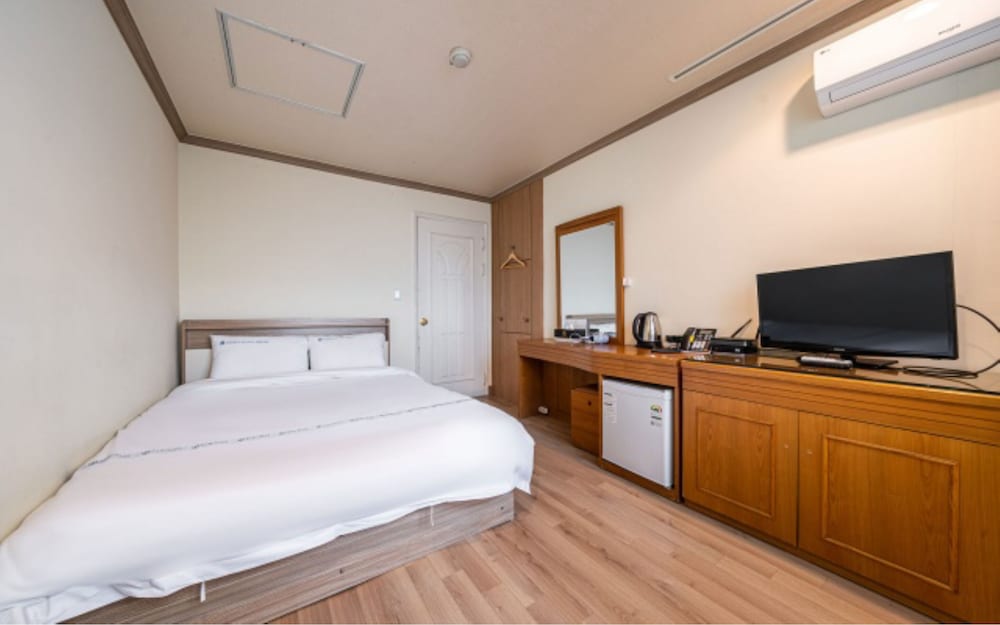Benikea San & Bada Jumunjin Resort 8/40