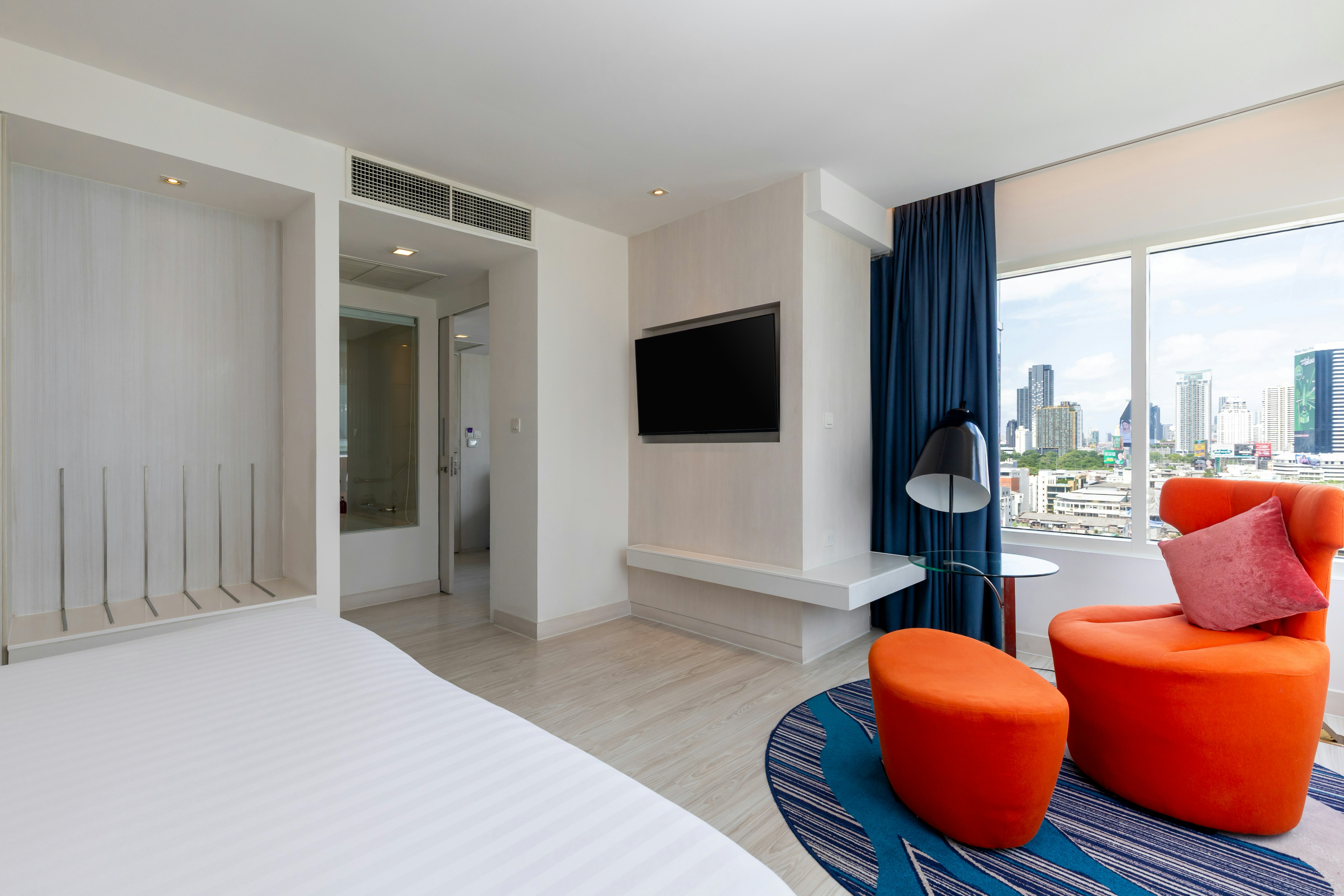 Centara Watergate Pavilion Hotel Bangkok 54/87