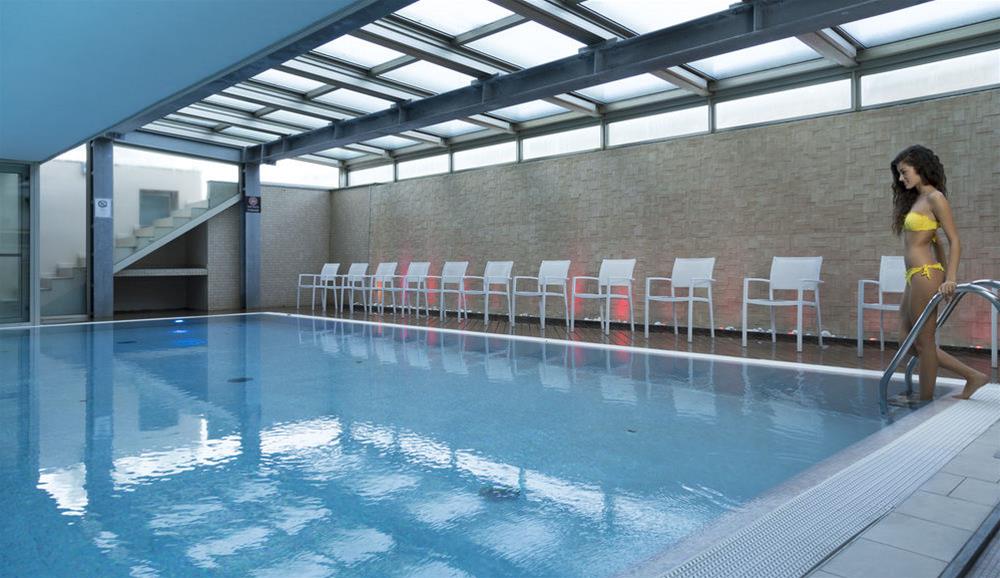 Terminal Palace And Spa 20/50