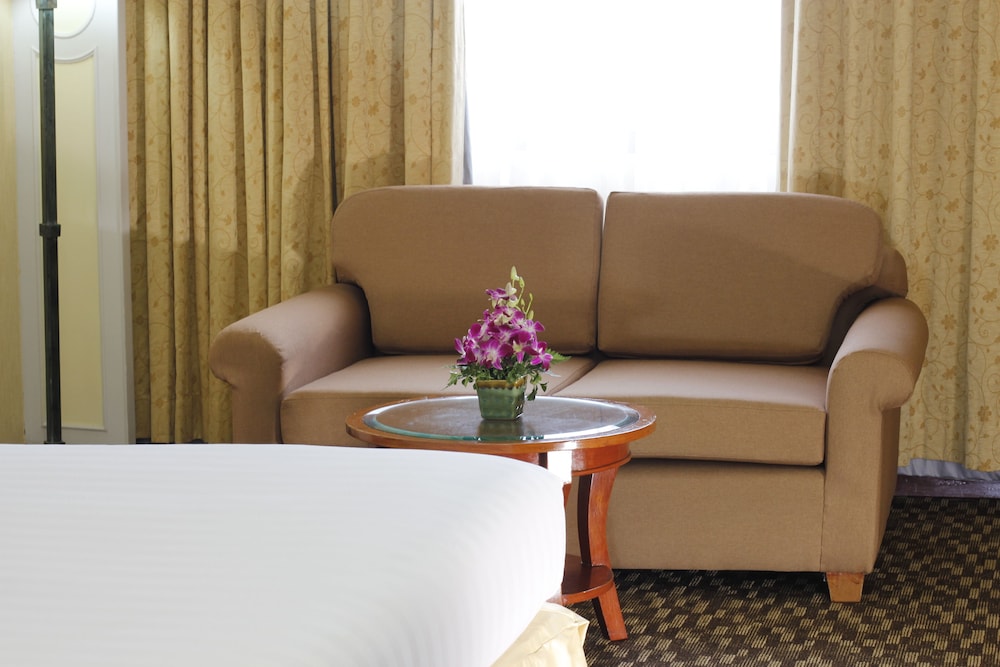 Royal Benja Hotel 45/67