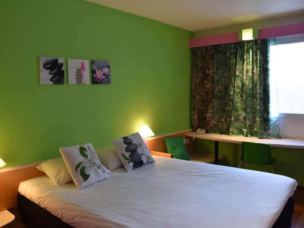 IBIS FRIBOURG 16/50