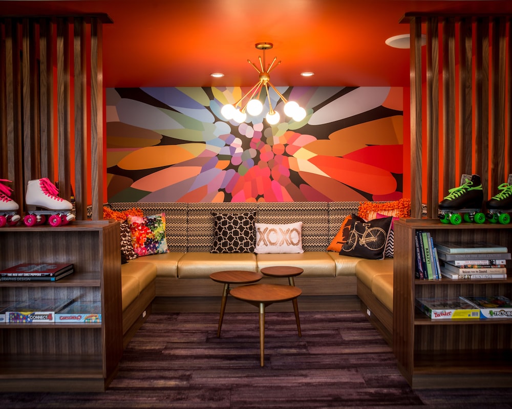 Hotel Zed Kelowna 12/43