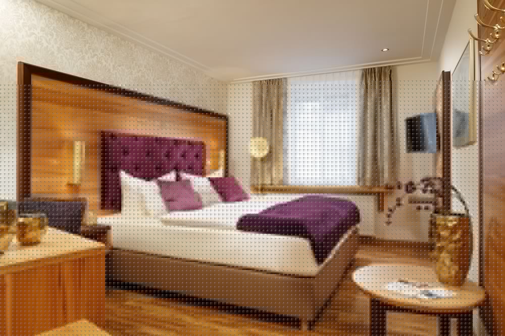 Hotel Schlosskrone 7/32
