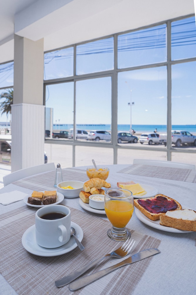 Hotel Hostal del Rey 34/51