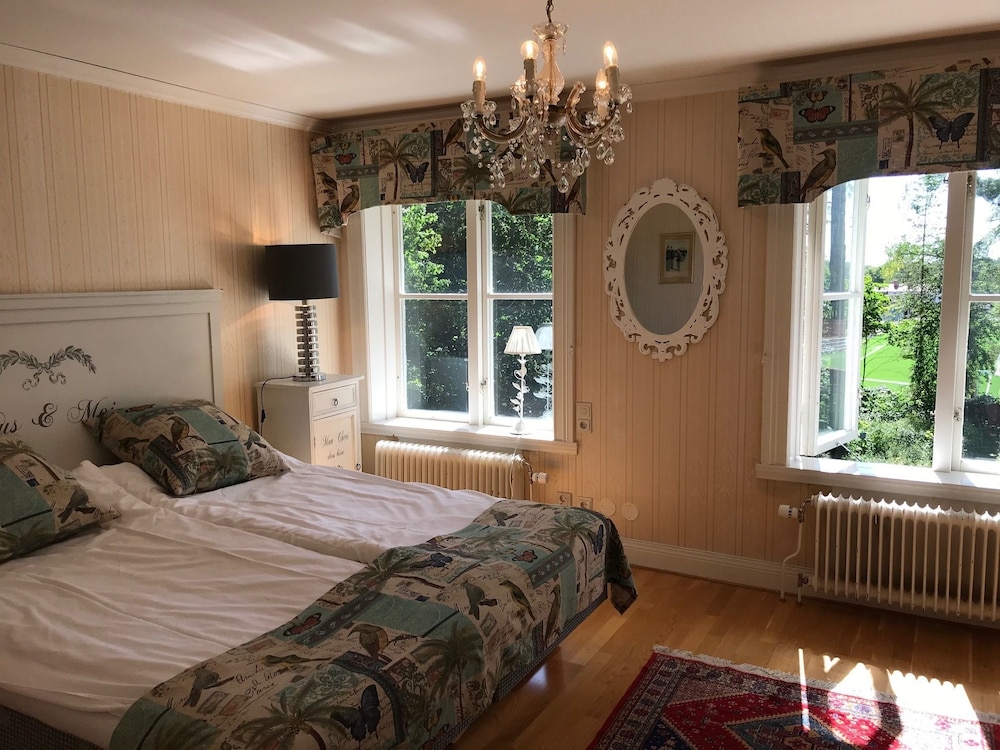 Hotell Plevnagården 12/36