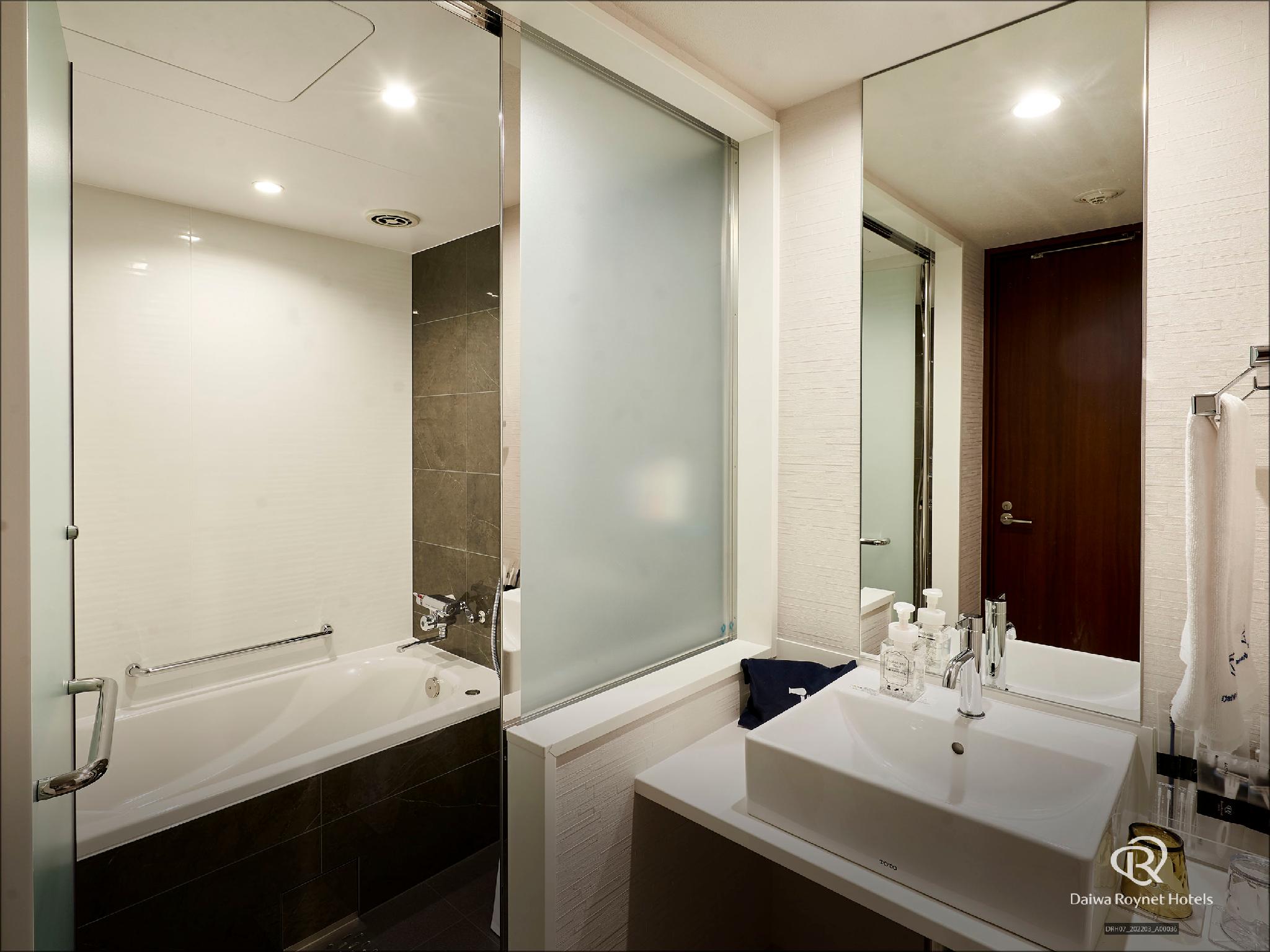 Room, Twin Beds