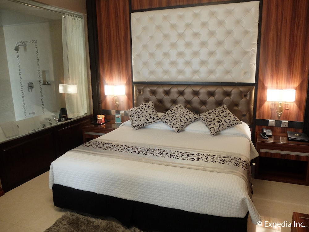Central Park Tower Resort 15/71
