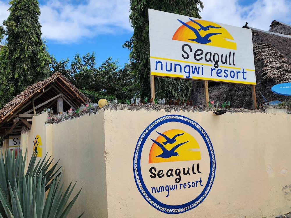 Seagull Nungwi Resort 4/50
