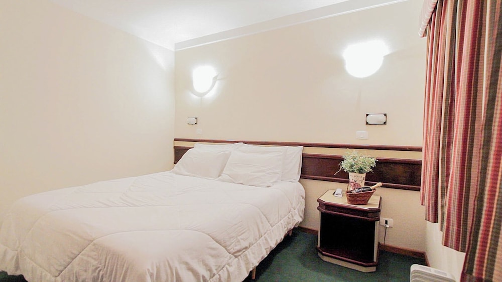 Plaza Inn Week Inn - Campos Do Jordao 17/60