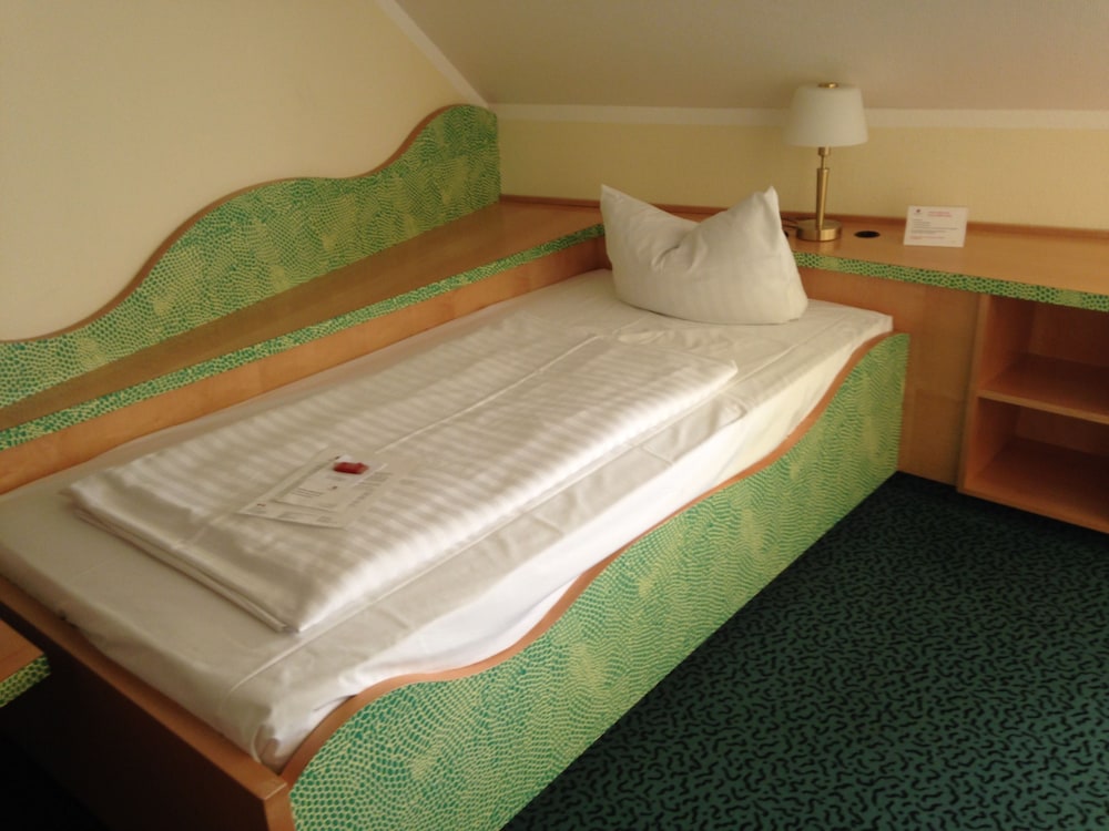 Azimut Hotel Dresden 16/66