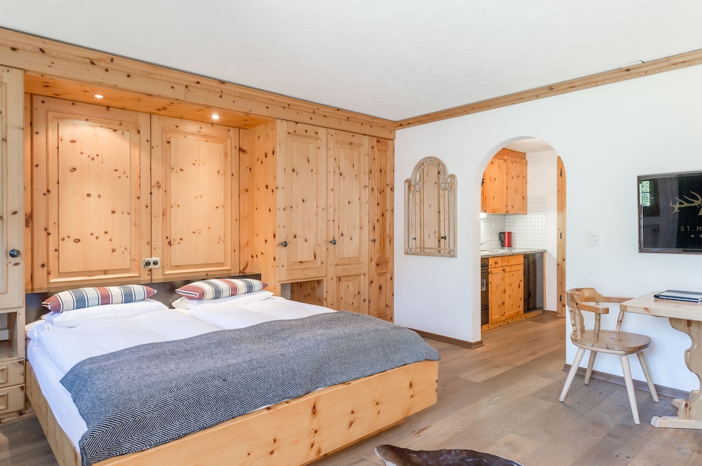 Hotel Cervus 14/34