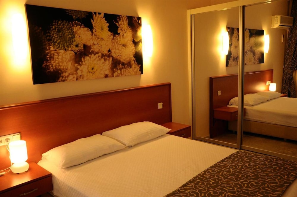 Lord Hotel 23/61