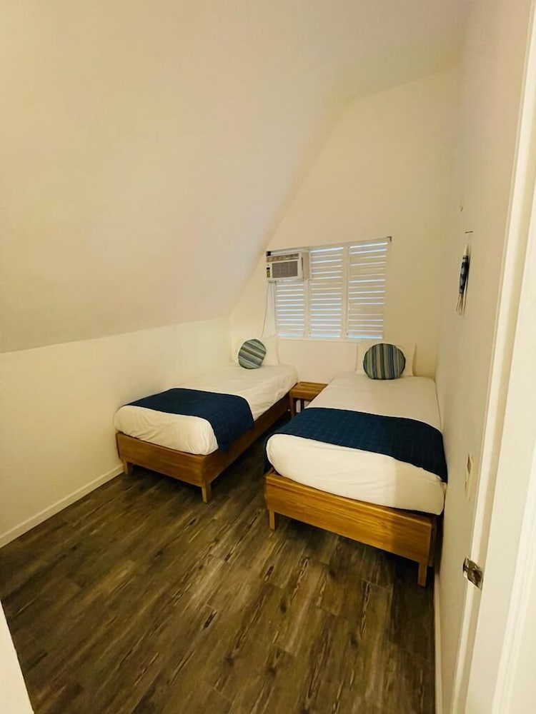 Punta Rucia lodge 15/50