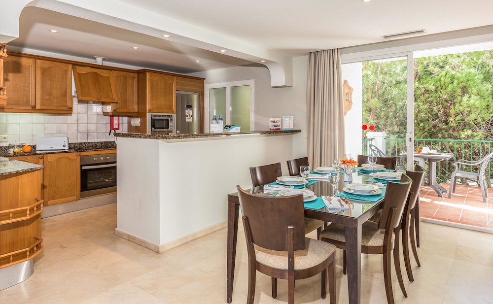 Ona Alanda Club Marbella 36/50