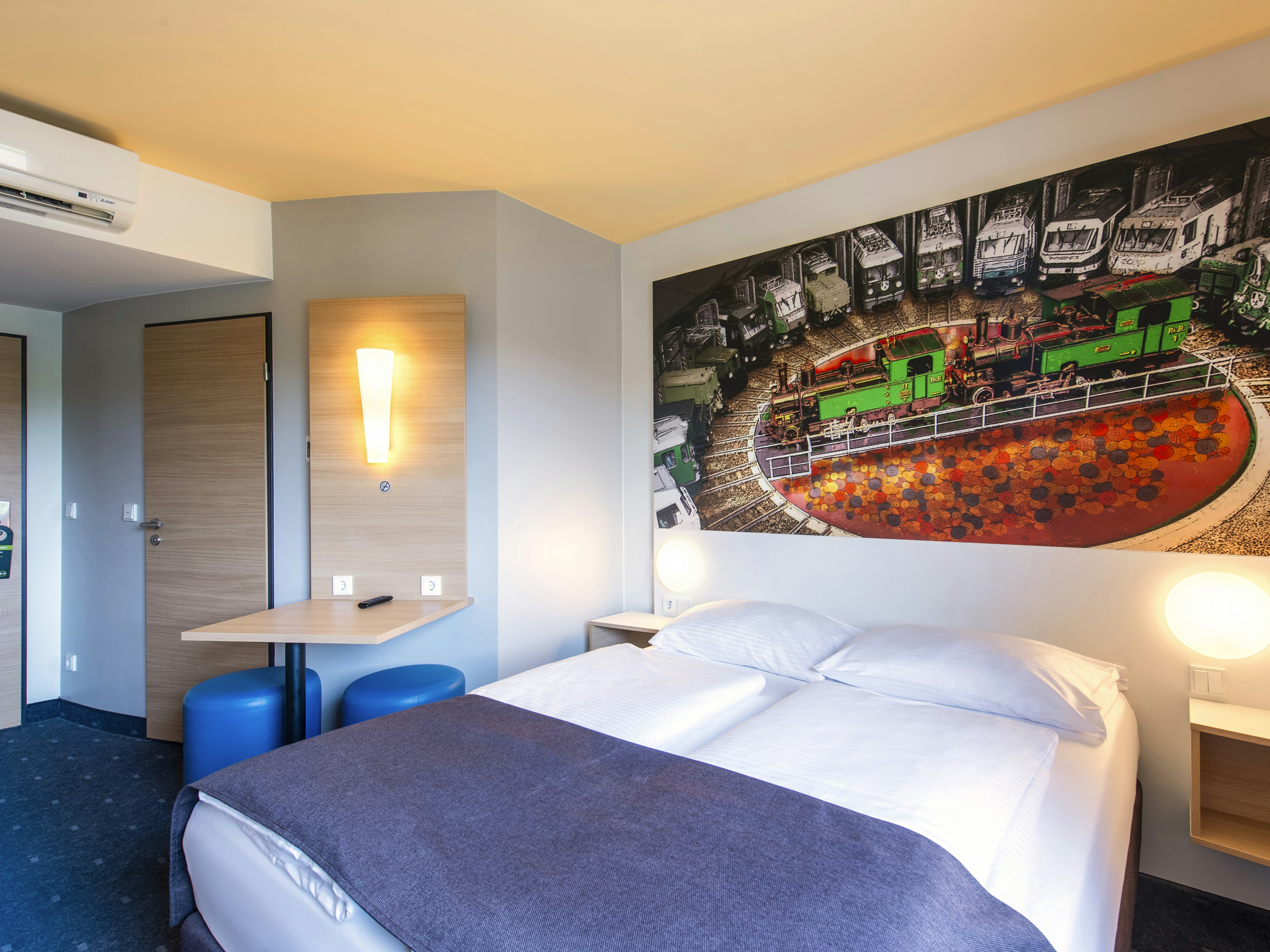 B&B Augsburg 8/30