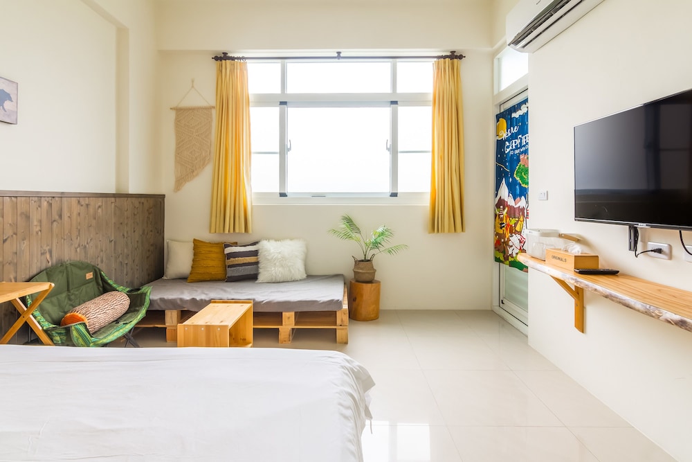 Cozy Green Guest House 44/49