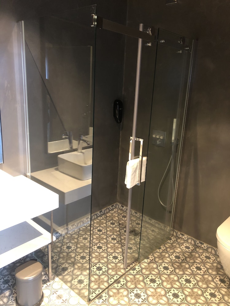 Hotel Kria 15/70