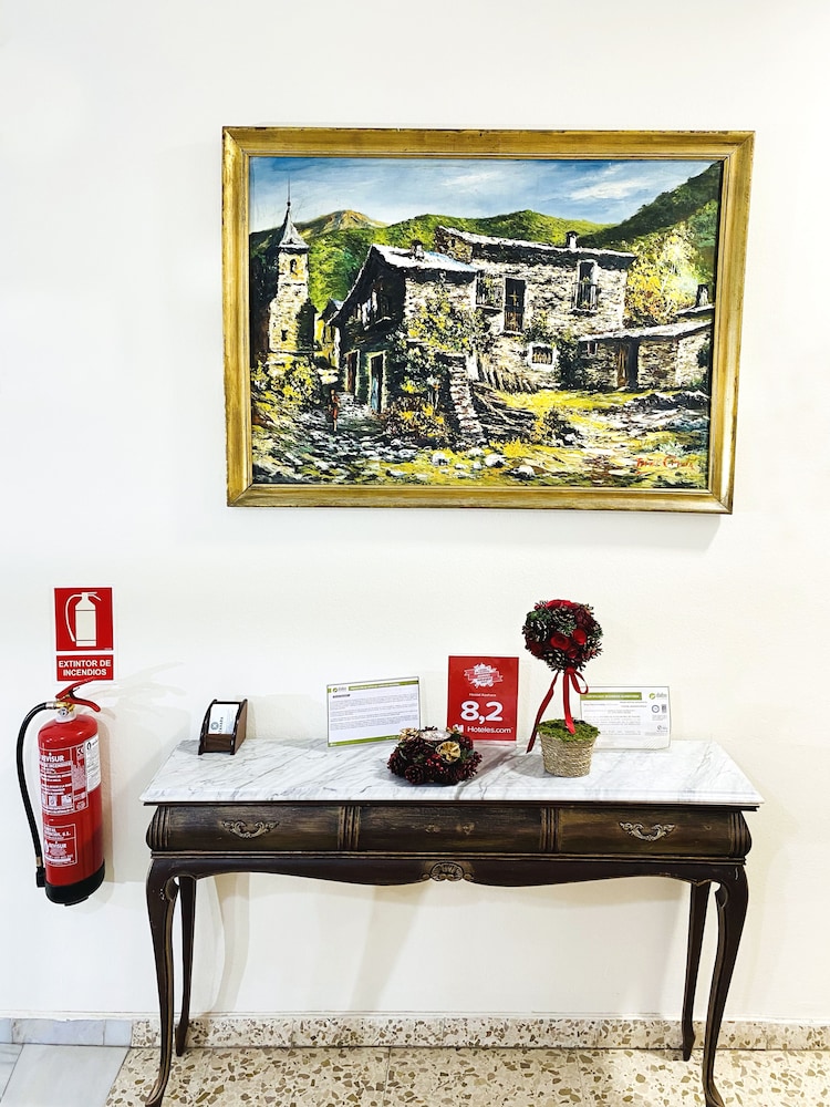 Hostal Azahara 6/70