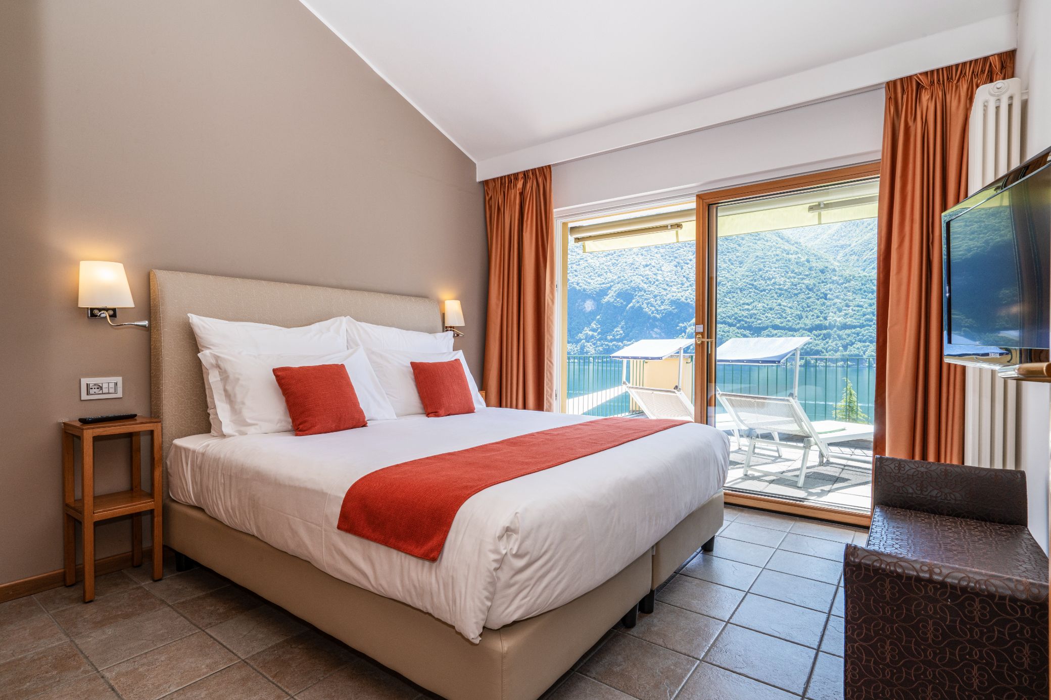 Room at Parco San Marco Lifestyle Beach Resort, PORLEZZA
