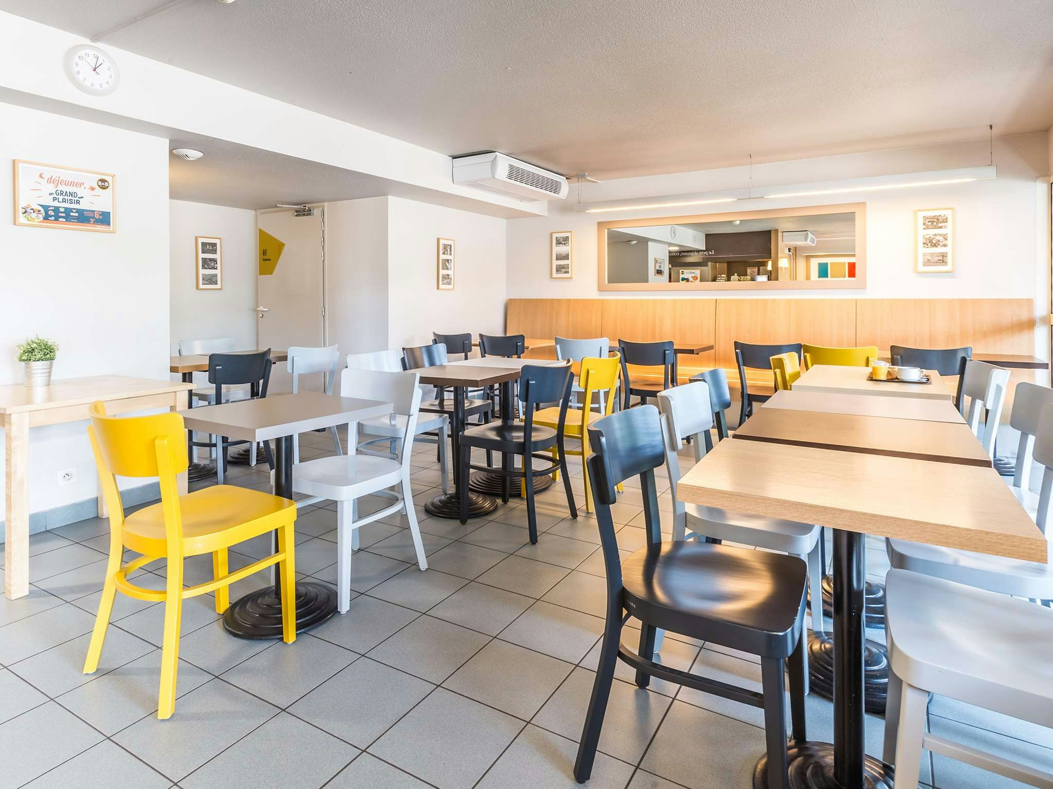 B&B Hotel Strasbourg Sud Geispolsheim 7/9