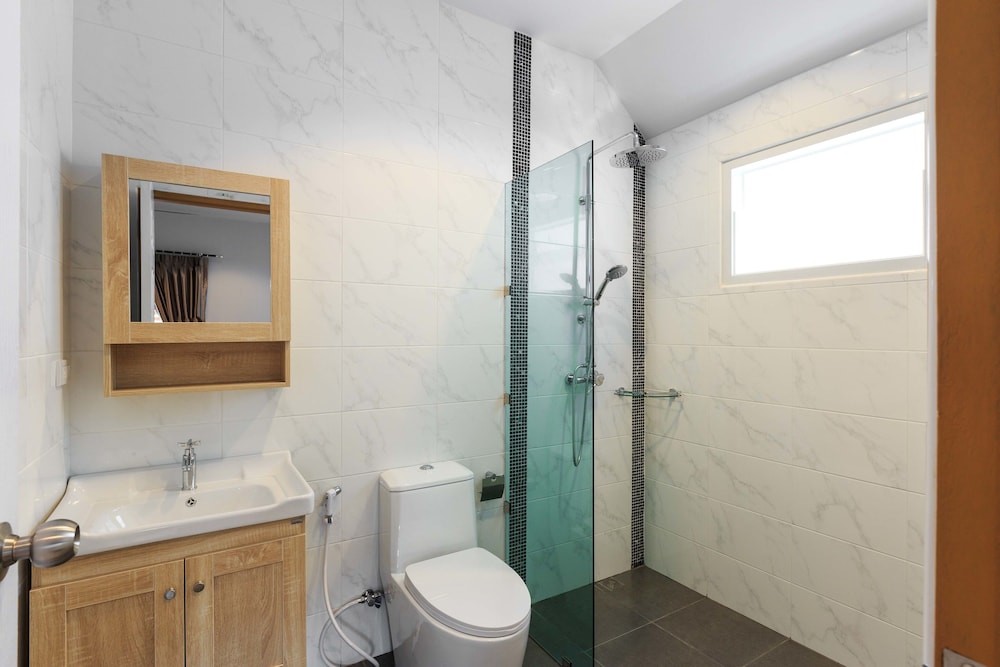 Gala Villa New Modern Luxury 5 Bed 21/22
