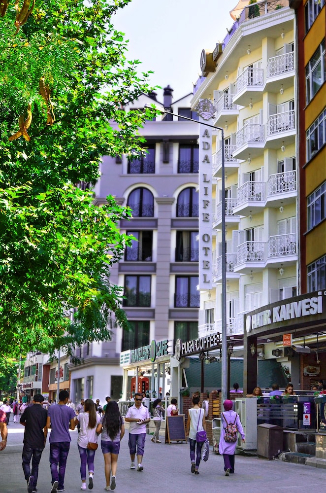 Ada Life Hotel 13/56