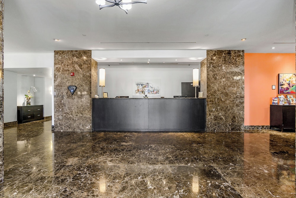 Atlantic Hotel and Spa 10/75