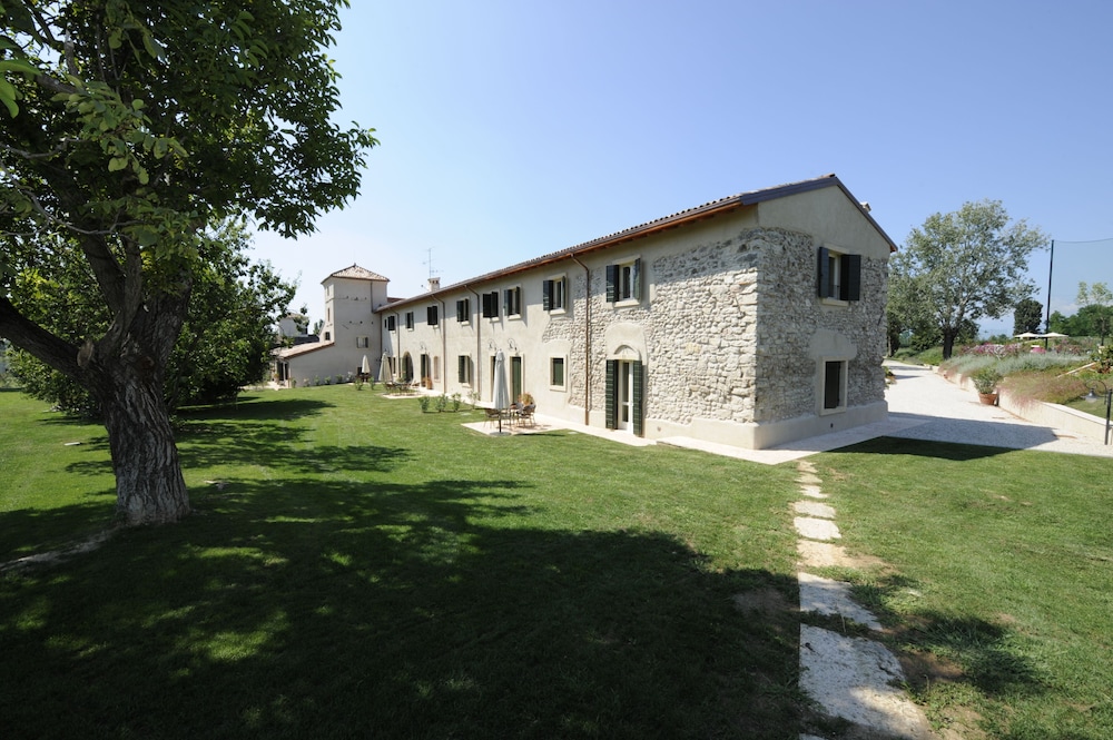 Relais Corte Paradiso 70/76