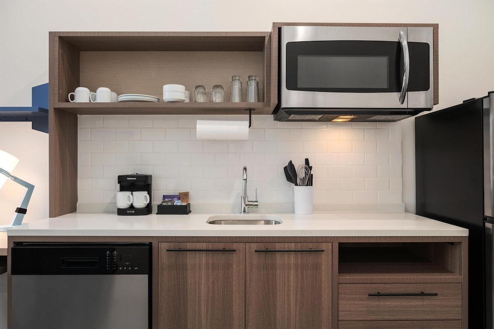 Home2 Suites by Hilton Lafayette I-10 55/55