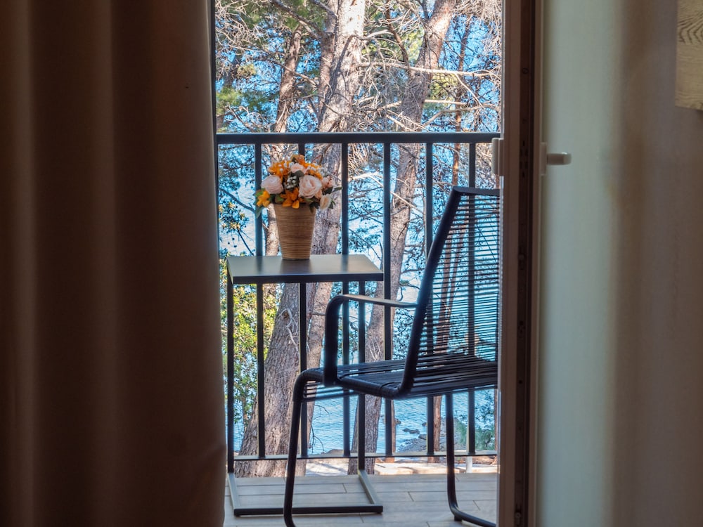 Aminess Senses Hvar Resort 30/66