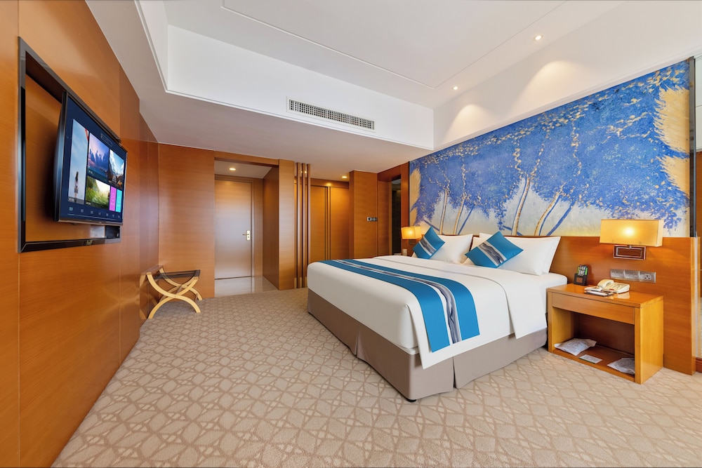 King Maker Grand Hotel 15/49