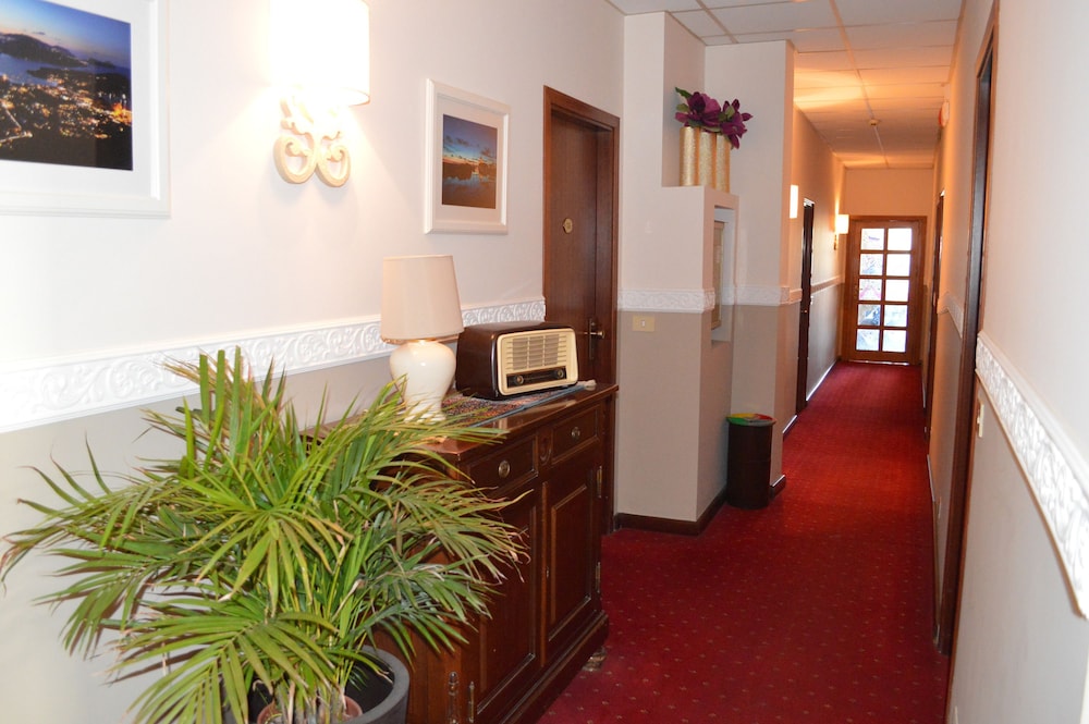 HOTEL REDEBORA 27/45