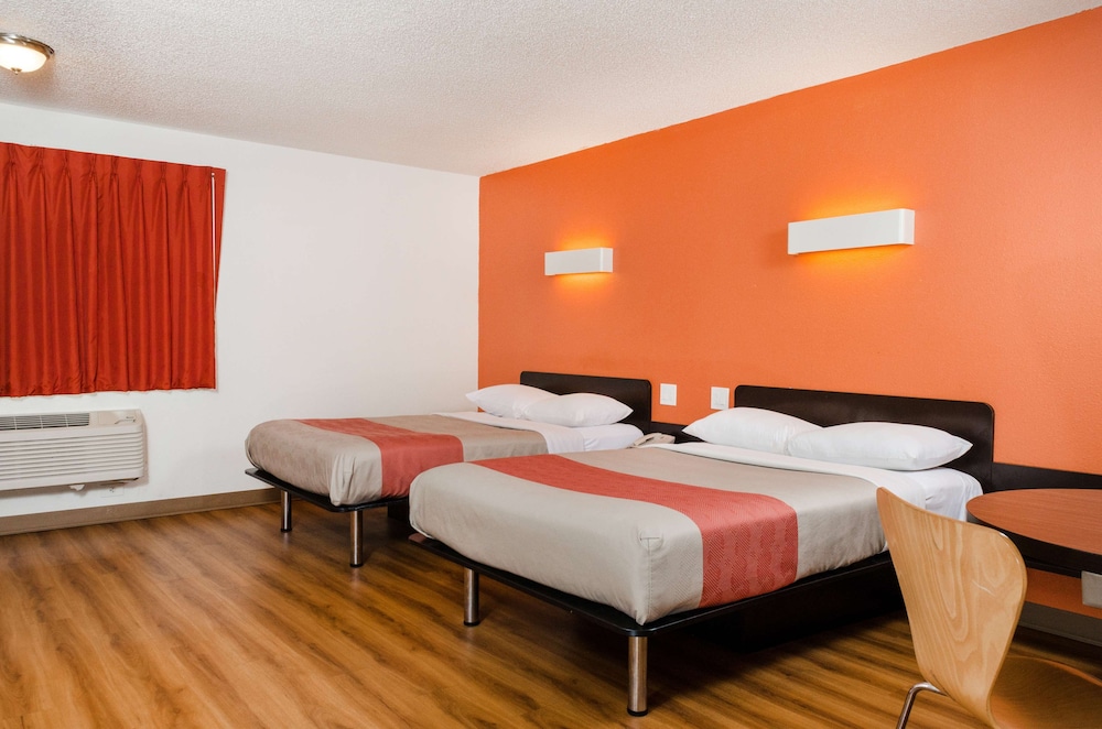 Ramada by Wyndham Merced 31/57