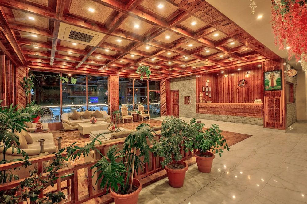 Snow Flakes Resort 33/50