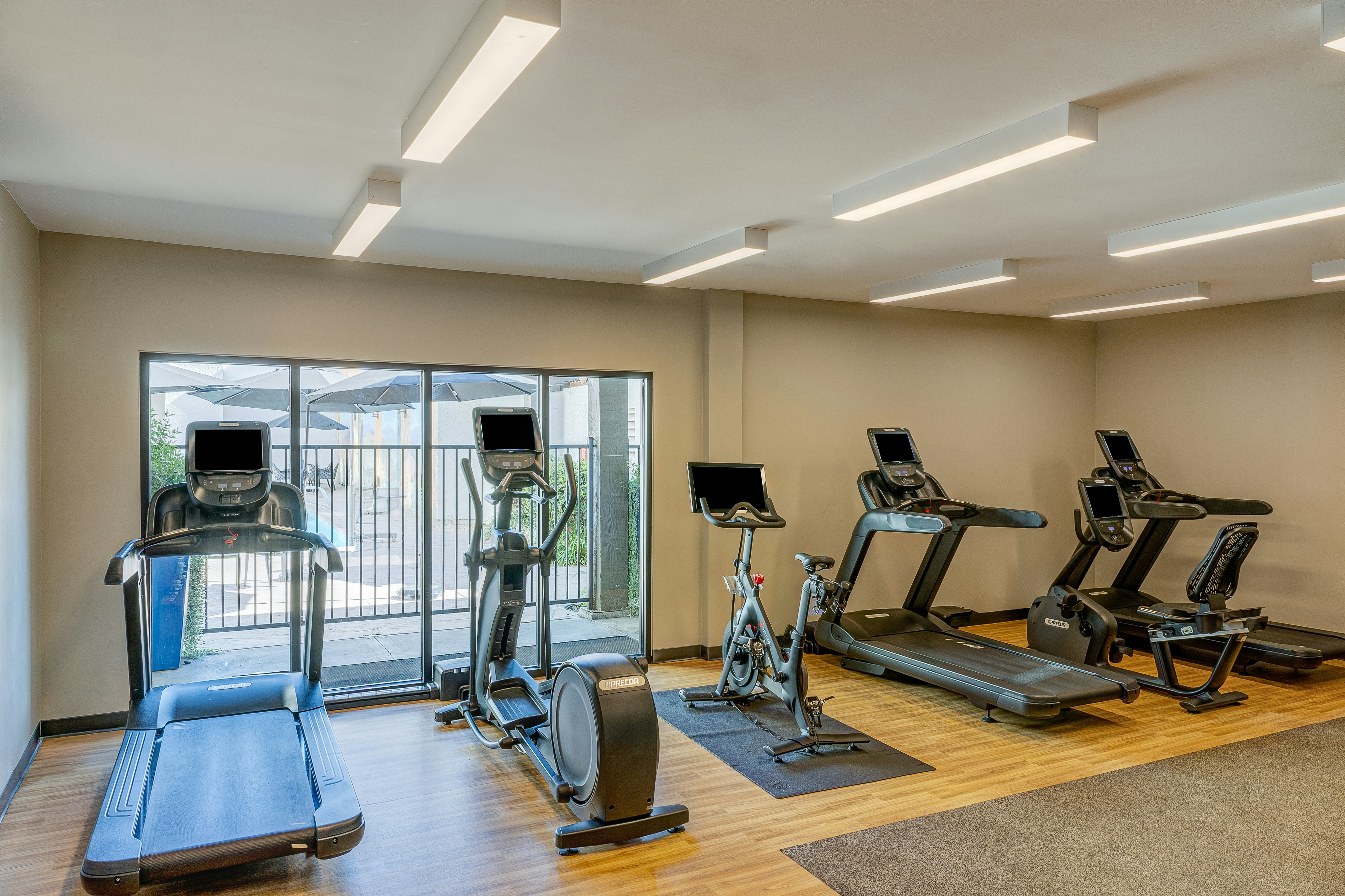 DoubleTree by Hilton Hotel Campbell - Pruneyard Plaza 13/50
