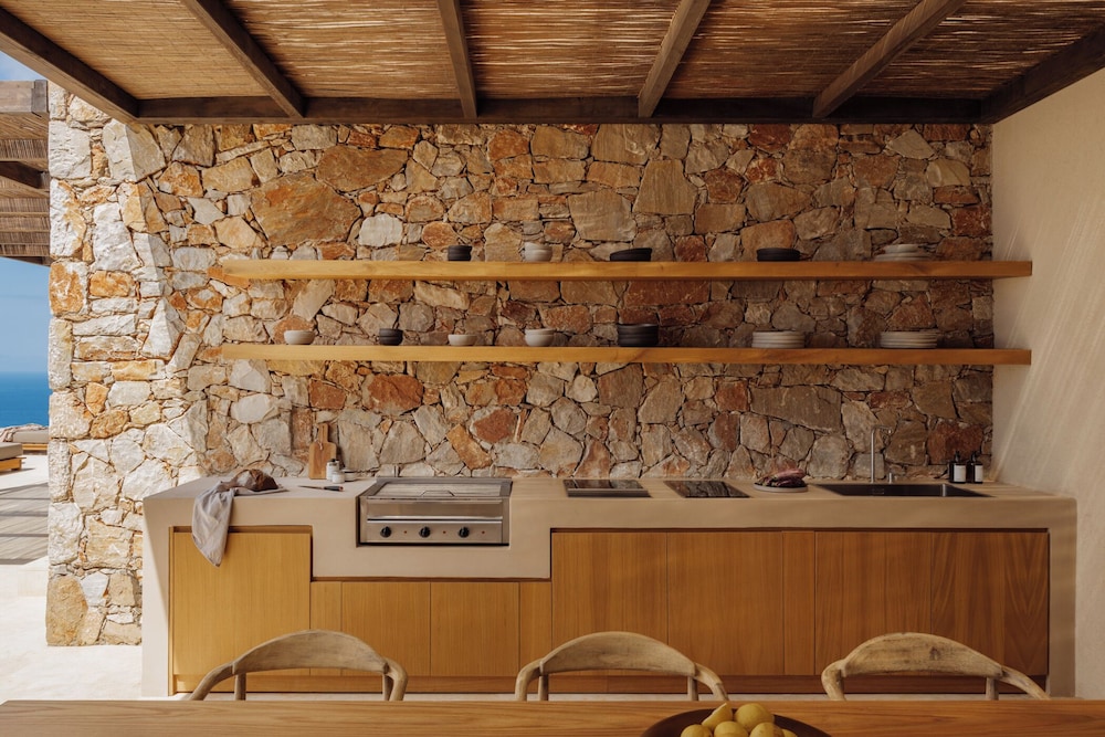 Gundari Folegandros 3/50