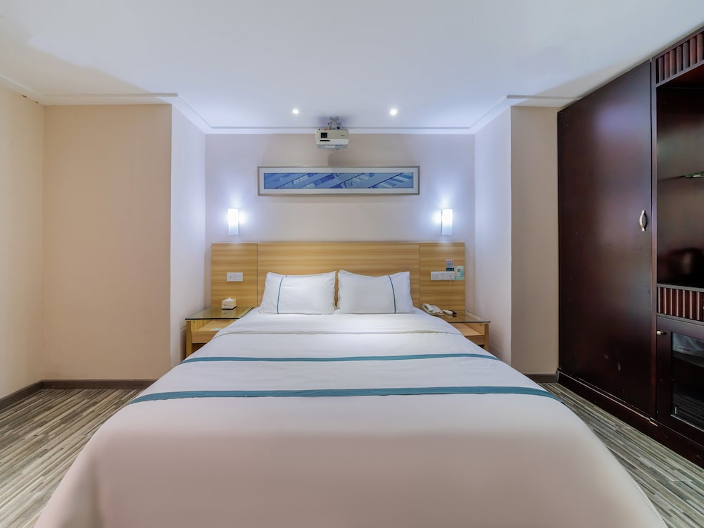 City Convenient Hotel 17/49