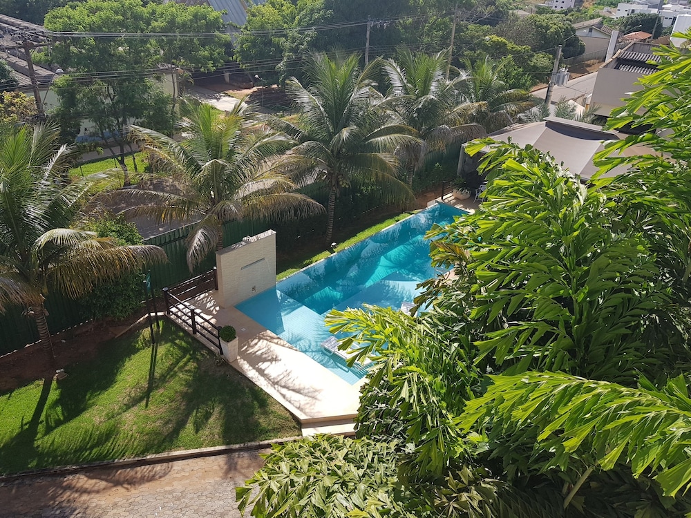 Hotel das Palmeiras 42/50