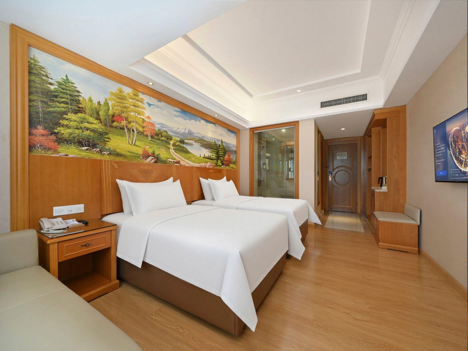 Vienna Hotel (Dongguan Baihuadong) 26/51