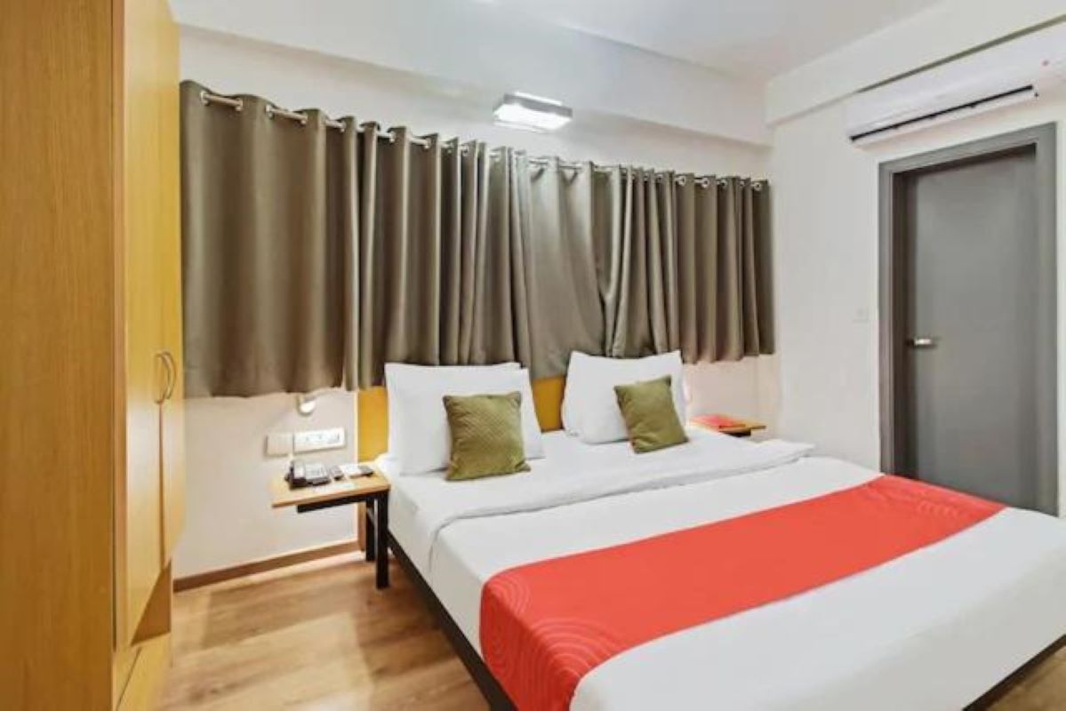 Kanak Beacon Hotel Ahmedabad 21/41