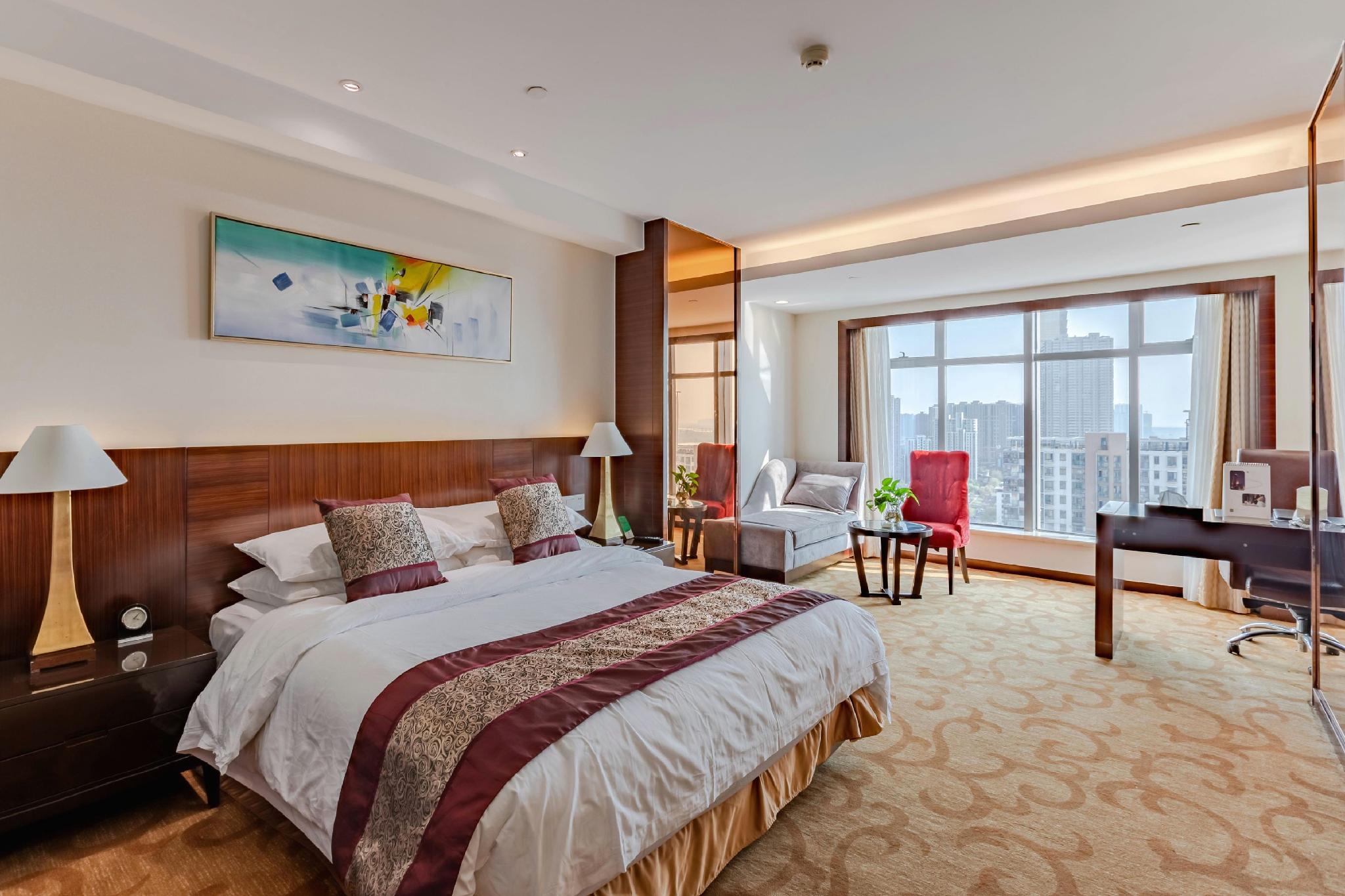 Cenbest Jinling Grand Hotel 13/60