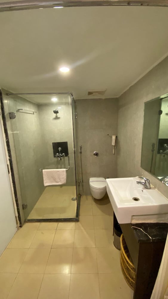 RNB SELECT BANJARA HILLS 23/45