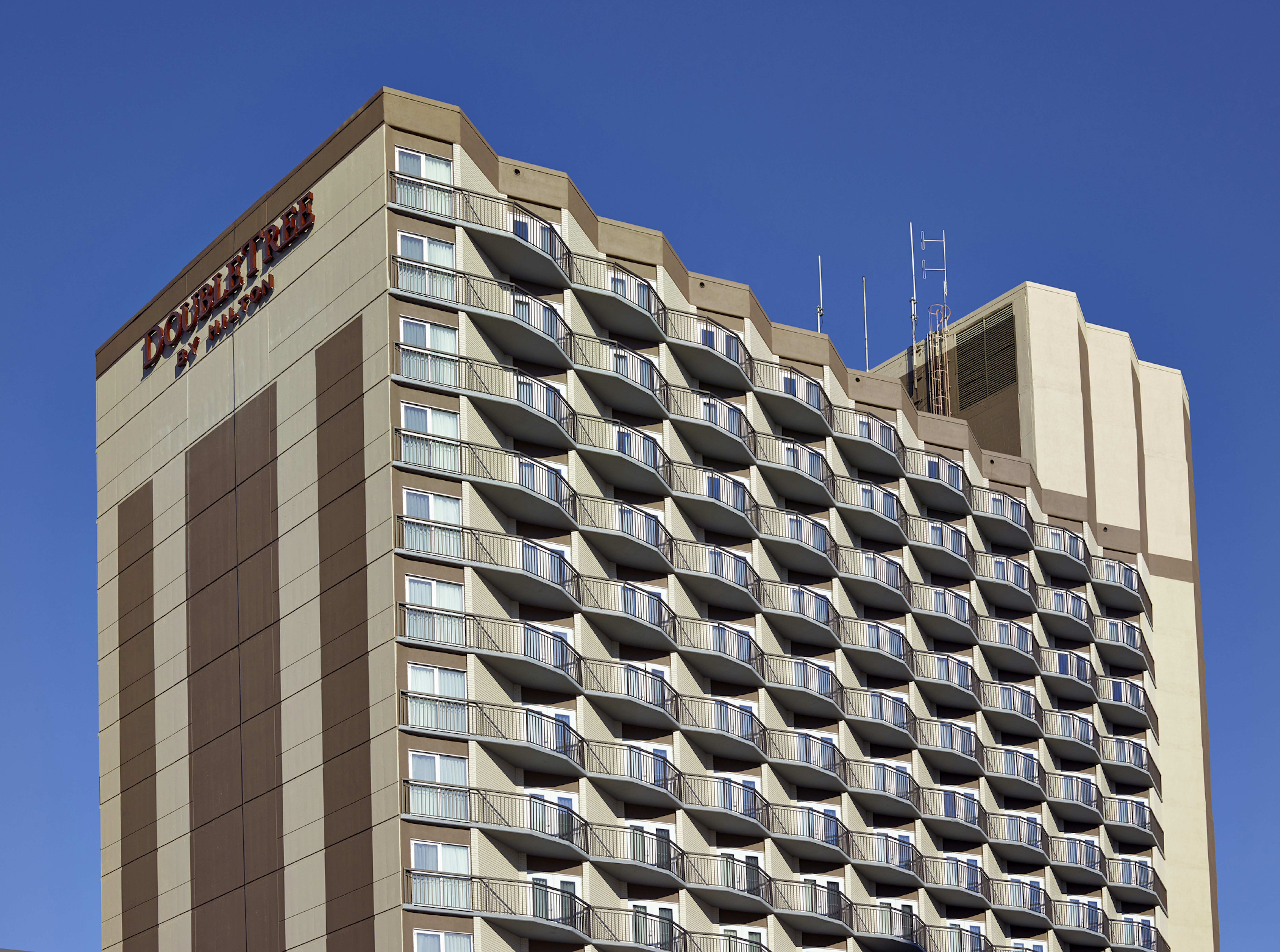Doubletree By Hilton Hotel & Conference Centre Regina 3/80
