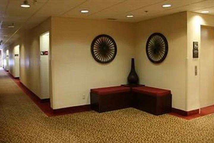 Country Inn & Suites by Radisson, Toronto Mississauga, ON 4/39