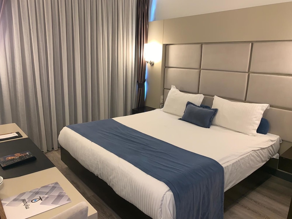 My Hotel 18/55