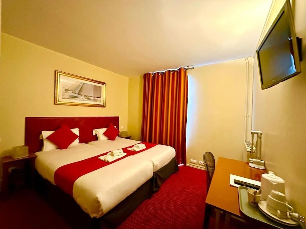 Hotel Bellevue Montmartre 21/48